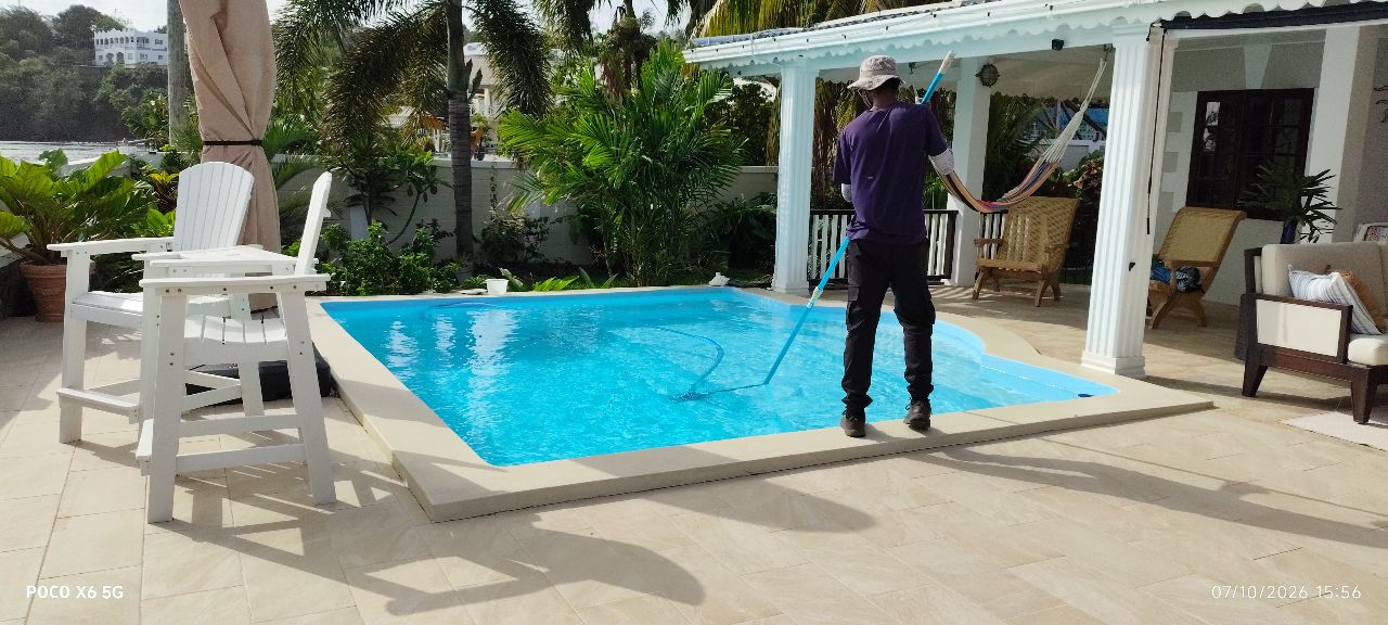 Pools & Pumps Ltd. technician at work
